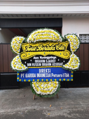 Papan Bunga Duka di Daha Selatan