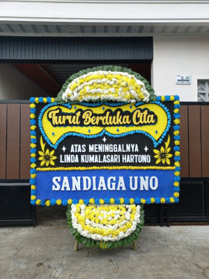 Papan Bunga Duka di Daha Selatan